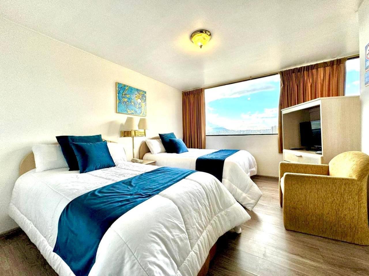 Stanford Suites Hotel Quito Exterior foto